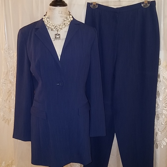 Barami Dresses & Skirts - Barami blue pant suit